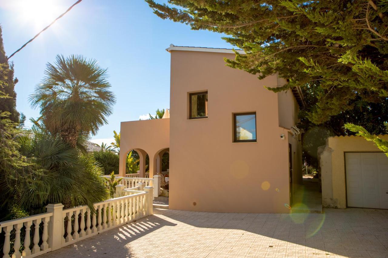 La Amistad Apartamento En Chalet Con Piscina Compartida Κάλπε Εξωτερικό φωτογραφία