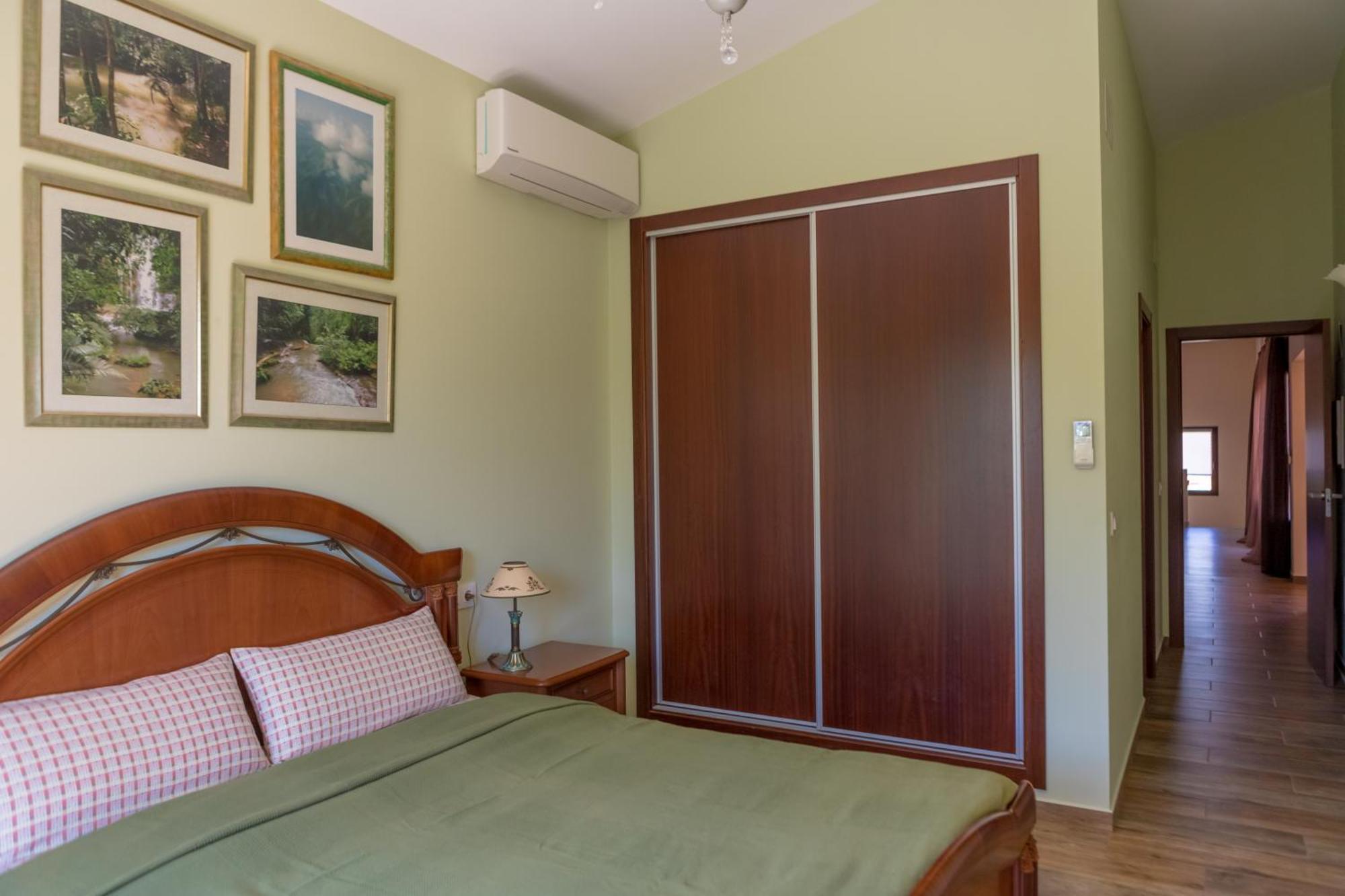 La Amistad Apartamento En Chalet Con Piscina Compartida Κάλπε Εξωτερικό φωτογραφία