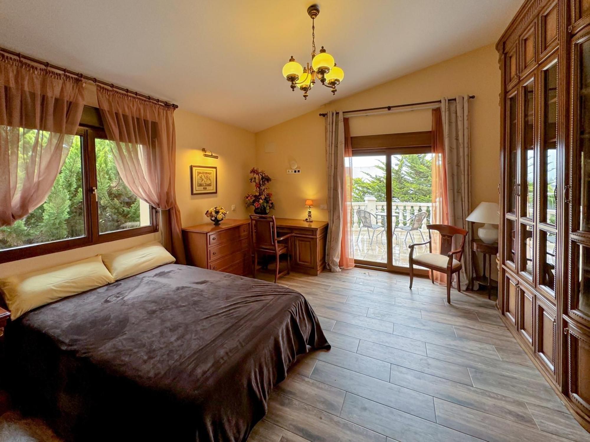 La Amistad Apartamento En Chalet Con Piscina Compartida Κάλπε Εξωτερικό φωτογραφία